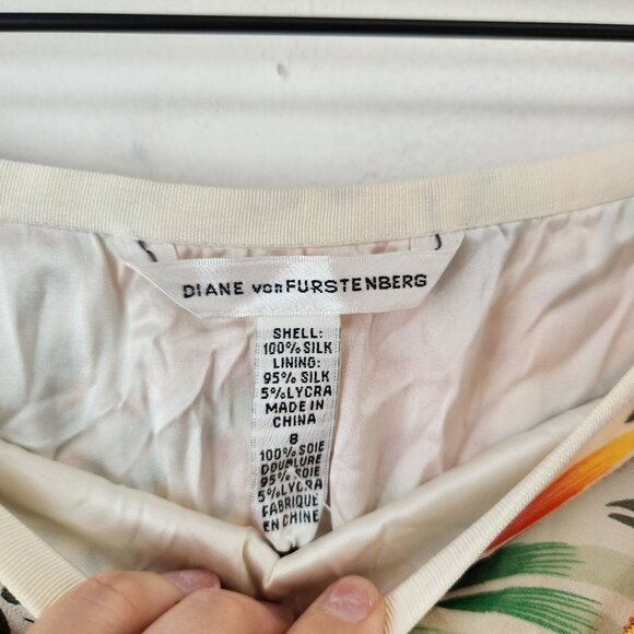 NWOT Diane von Furstenberg 100% Silk Floral Twirl Skirt Pull-On Waist Women's 8 - Picture 5 of 7